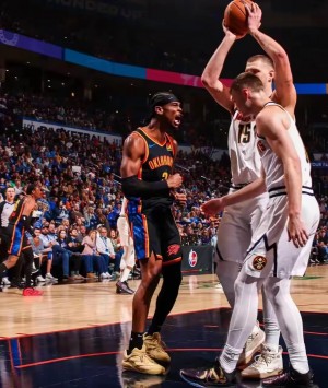 NBA球员伤愈复出，为球队带来战局的转变的简单介绍